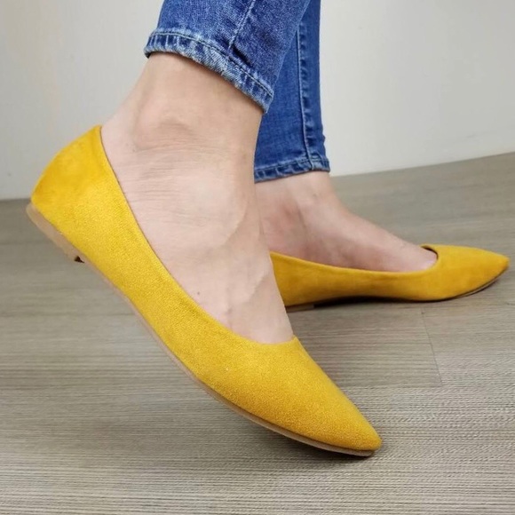 Old Navy Shoes - Old navy mustard yellow pointed toe flats